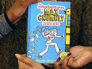 SQUEEE!! Remember Max from book 10?