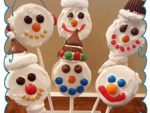 HOW TO MAKE SNOWMAN COOKIE POPS!